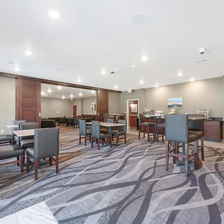 Cobblestone Hotel & Suites - Urbana المظهر الخارجي الصورة