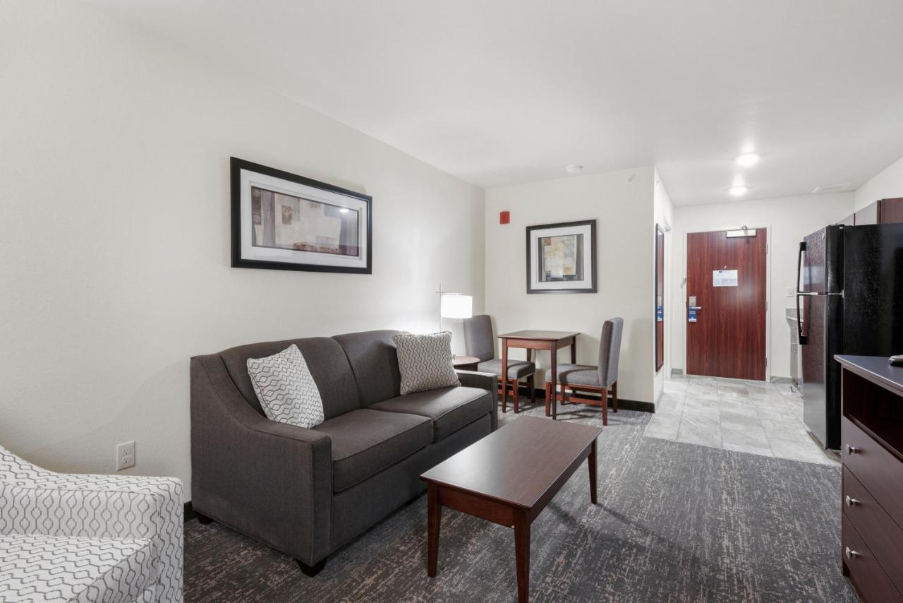 Cobblestone Hotel & Suites - Urbana المظهر الخارجي الصورة