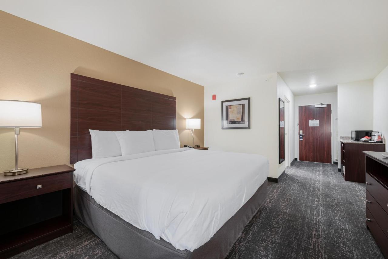 Cobblestone Hotel & Suites - Urbana المظهر الخارجي الصورة