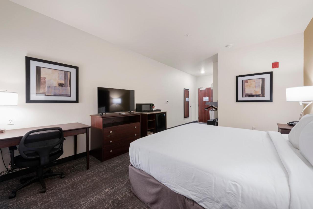 Cobblestone Hotel & Suites - Urbana المظهر الخارجي الصورة