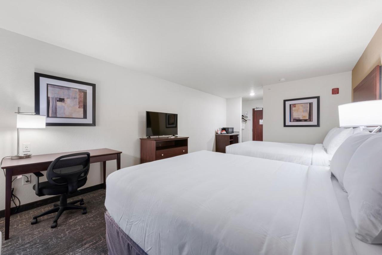 Cobblestone Hotel & Suites - Urbana المظهر الخارجي الصورة