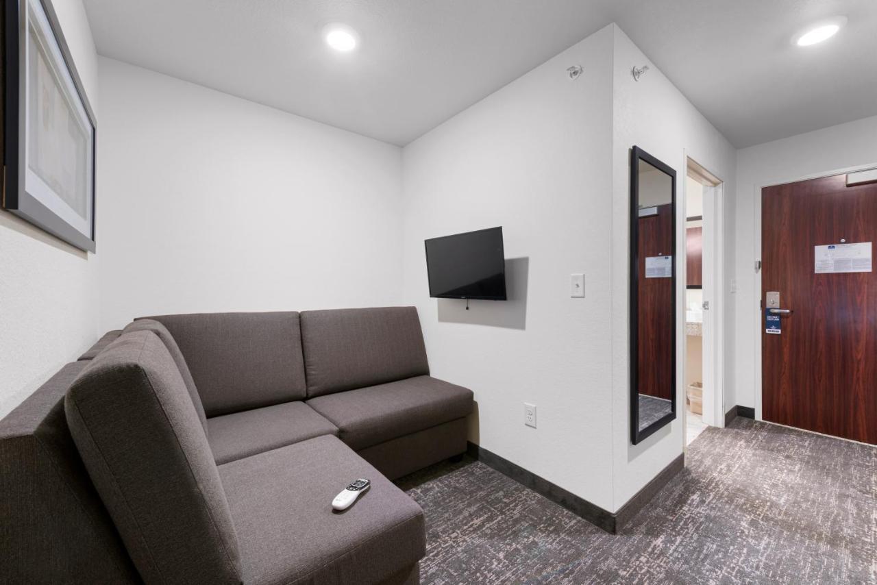 Cobblestone Hotel & Suites - Urbana المظهر الخارجي الصورة