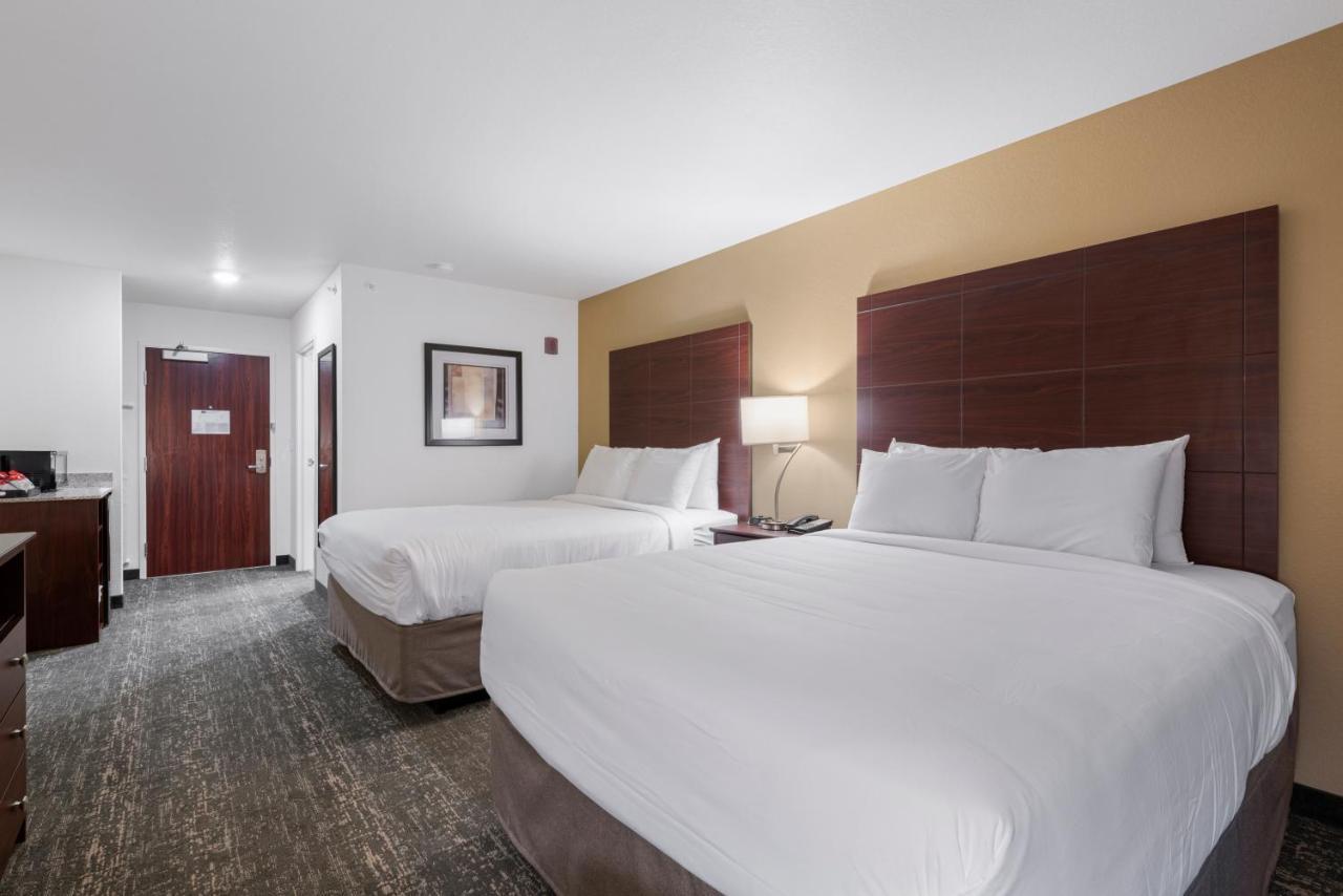 Cobblestone Hotel & Suites - Urbana المظهر الخارجي الصورة