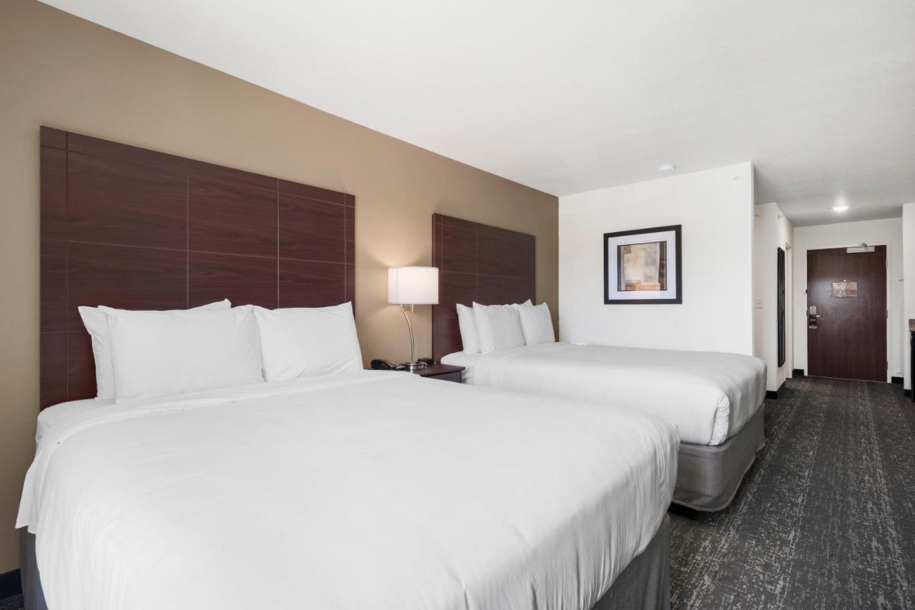 Cobblestone Hotel & Suites - Urbana المظهر الخارجي الصورة